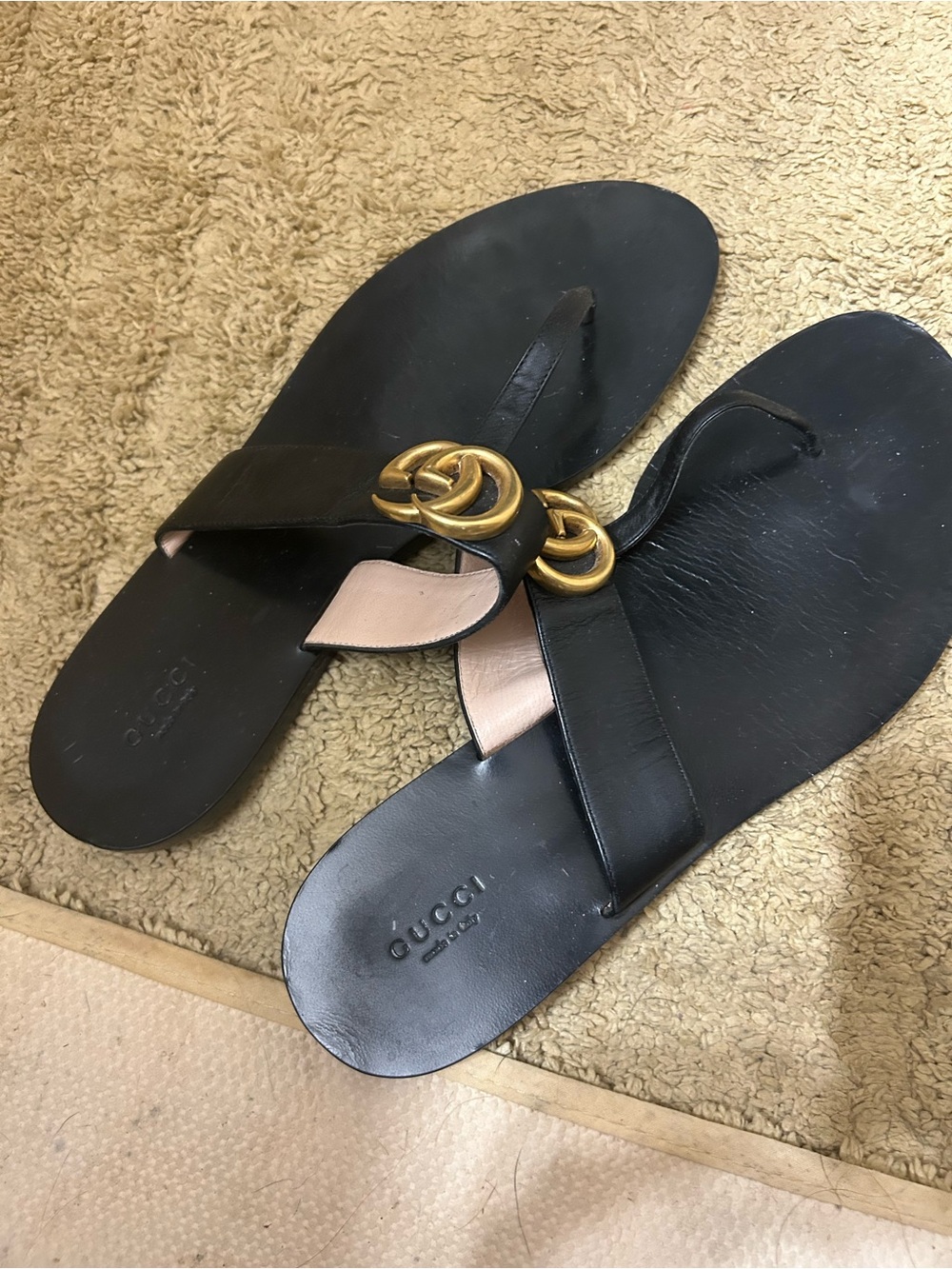 Gucci black and gold sandals size 10 - Picture 2 of 9